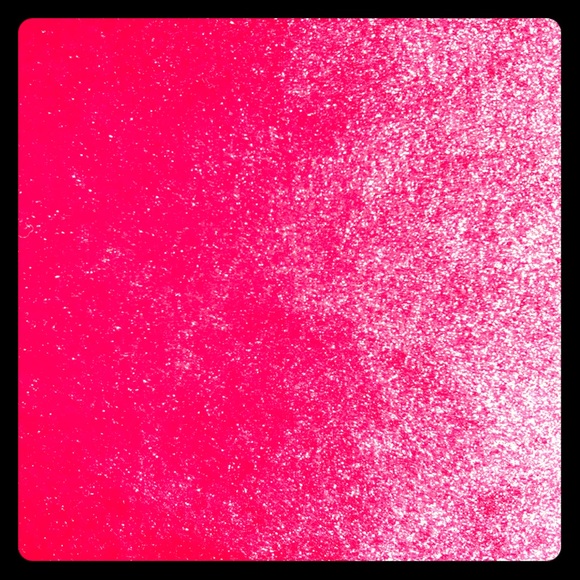 i will be posting clothes soon so keep on lookout! - Picture 1 of 1